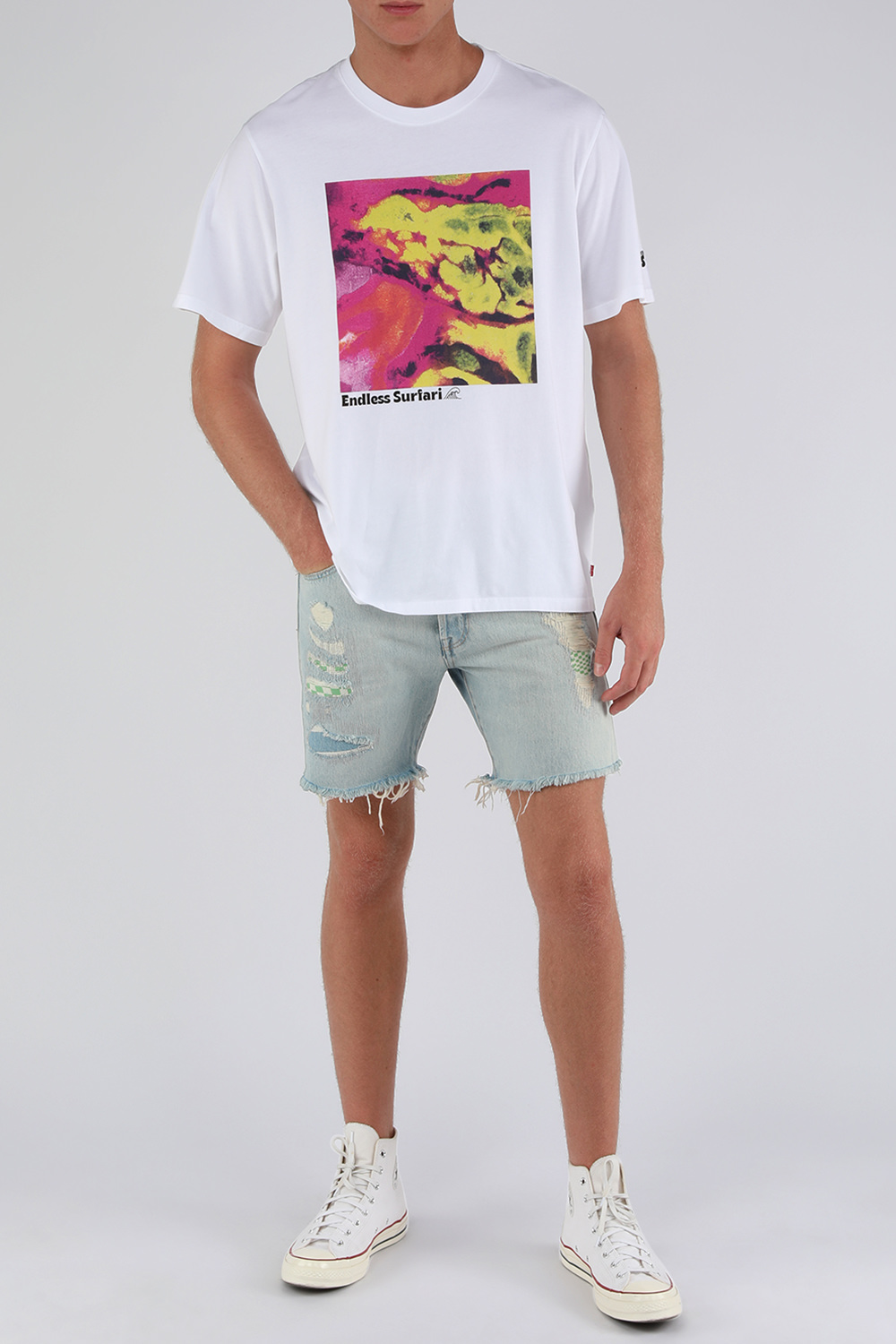 חולצת טי רילקס עם הדפס גרפי